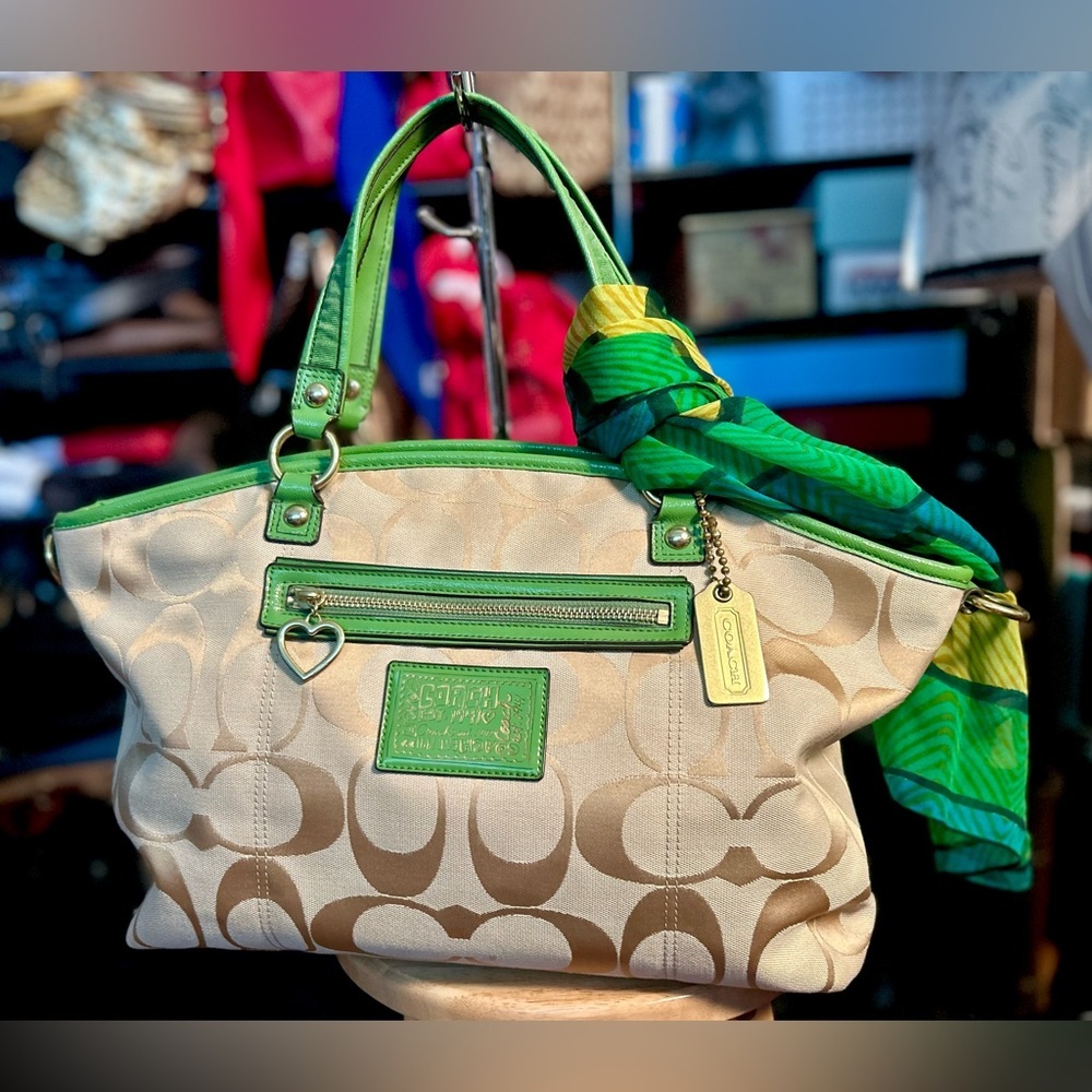 2014 Coach Daisy Signature Jacquard Leather Satchel Bag Collectible w FREE SCARF